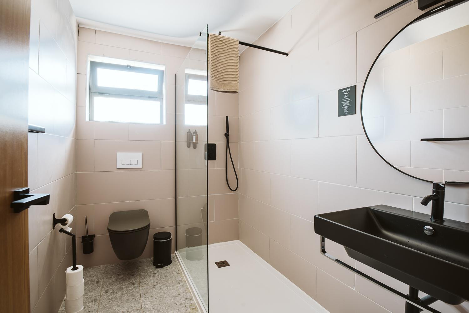 The Salty Pelican Yoga & Surf Retreat Peniche Zimmer foto