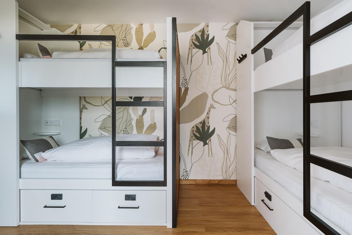 The Salty Pelican Yoga & Surf Retreat Peniche Zimmer foto